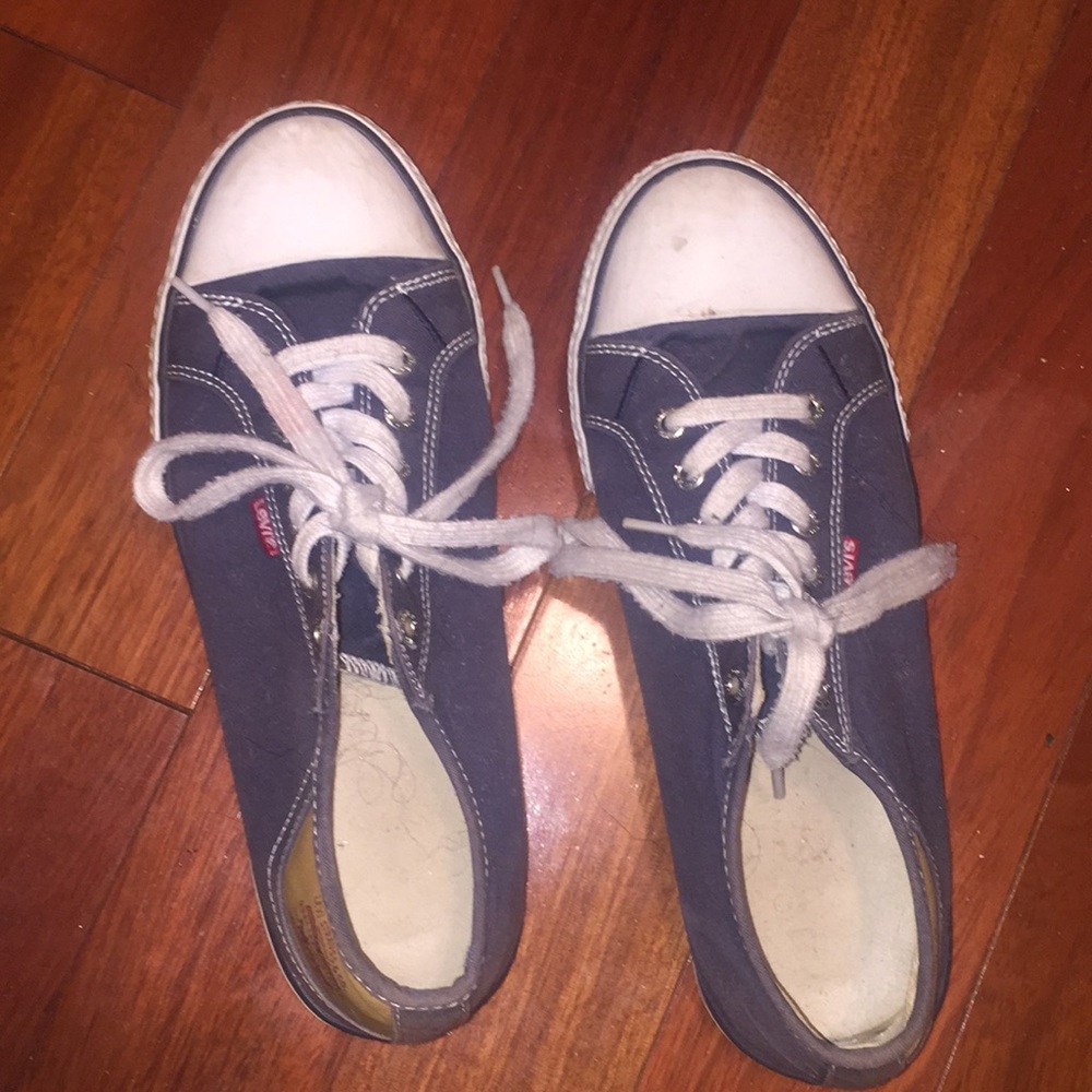 levis shoes for girls/women